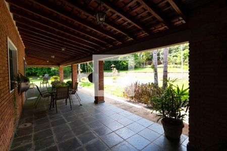 Casa de condomínio para alugar com 330m², 3 quartos e sem vaga Casa de condomínio para alugar com 330m², 3 quartos e sem vagaVaranda