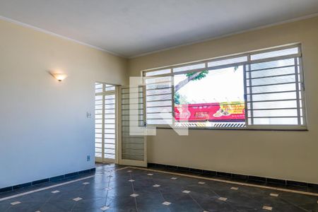 Sala de casa à venda com 5 quartos, 180m² em Parque Industrial, Campinas