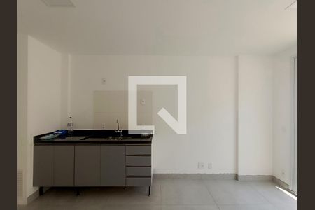 Sala/Cozinha de kitnet/studio para alugar com 1 quarto, 34m² em Água Branca, São Paulo