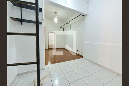 Quarto 2 de casa à venda com 2 quartos, 100m² em Moinho Velho, São Paulo