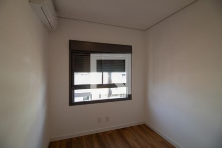 Quarto 1 de apartamento para alugar com 2 quartos, 65m² em Jardim das Acácias, São Paulo