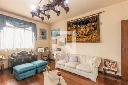 Sala de casa à venda com 4 quartos, 293m² em Grajaú, Belo Horizonte