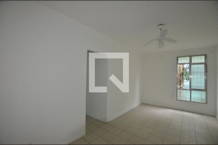 Sala de apartamento à venda com 2 quartos, 58m² em Irajá, Rio de Janeiro