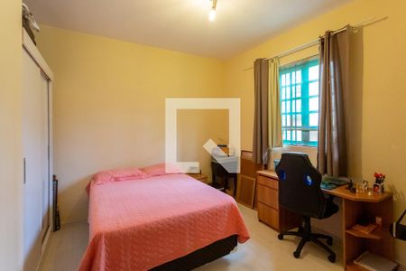 Casa de condomínio à venda com 555m², 4 quartos e 4 vagas Casa de condomínio à venda com 555m², 4 quartos e 4 vagasSuíte 4