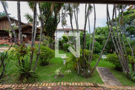 Casa de condomínio à venda com 555m², 4 quartos e 4 vagas Casa de condomínio à venda com 555m², 4 quartos e 4 vagasJardim