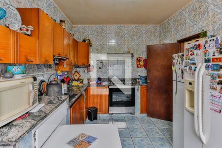 Casa de condomínio à venda com 555m², 4 quartos e 4 vagas Casa de condomínio à venda com 555m², 4 quartos e 4 vagasCozinha