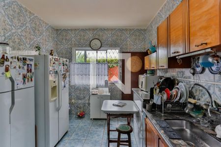 Casa de condomínio à venda com 555m², 4 quartos e 4 vagas Casa de condomínio à venda com 555m², 4 quartos e 4 vagasCozinha