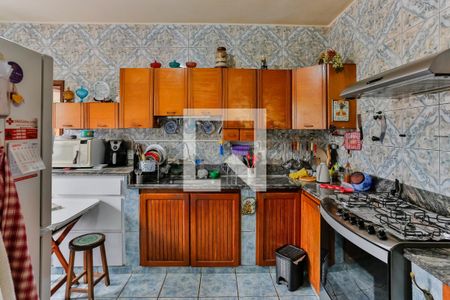 Casa de condomínio à venda com 555m², 4 quartos e 4 vagas Casa de condomínio à venda com 555m², 4 quartos e 4 vagasCozinha