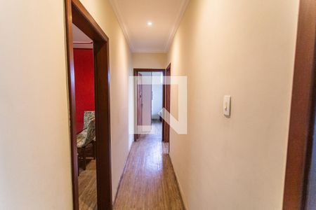 Corredor do 1° Pavimento de casa à venda com 6 quartos, 419m² em Fernão Dias, Belo Horizonte