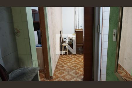 Corredor  de casa à venda com 4 quartos, 299m² em Vila Iguaçu, Várzea Paulista