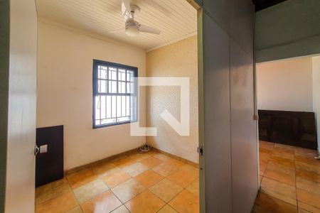 quarto 1 de casa para alugar com 4 quartos, 140m² em  Jardim da Glória, São Paulo