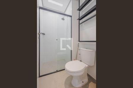 Banheiro de apartamento para alugar com 1 quarto, 54m² em Cerqueira César, São Paulo