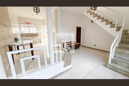 Sala de casa à venda com 4 quartos, 175m² em Dona Clara, Belo Horizonte