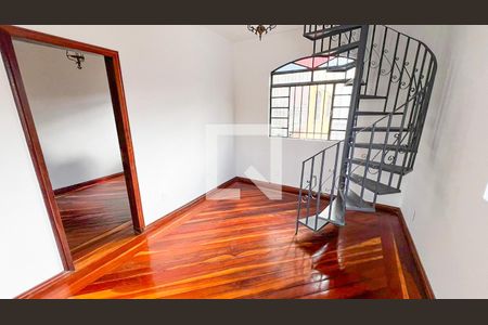 Sala 2 de casa à venda com 4 quartos, 175m² em Dona Clara, Belo Horizonte