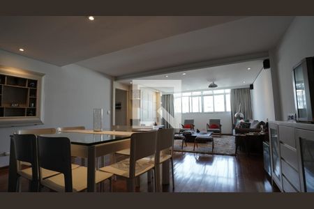 Apartamento para alugar com 140m², 2 quartos e 2 vagasSala