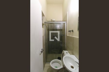 Banheiro de kitnet/studio para alugar com 1 quarto, 16m² em Mooca, São Paulo