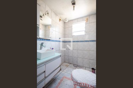 Banheiro de casa à venda com 1 quarto, 35m² em Quitaúna, Osasco