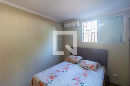 Quarto 2 de casa à venda com 2 quartos, 65m² em Vila Marieta, São Paulo