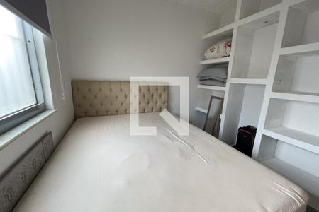 Quarto 2 de apartamento para alugar com 2 quartos, 55m² em Santa Cruz da Serra, Duque de Caxias