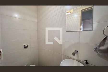 Lavabo de casa à venda com 3 quartos, 160m² em Pinheiros, São Paulo