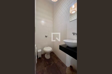 Lavabo de casa à venda com 3 quartos, 160m² em Pinheiros, São Paulo