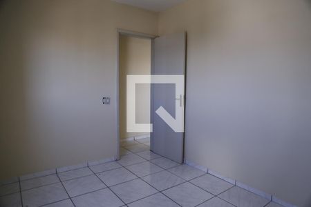 Quarto 2 de apartamento para alugar com 2 quartos, 53m² em Vila Guedes, São Paulo