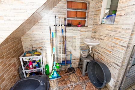 Casa à venda com 215m², 5 quartos e 2 vagas Casa à venda com 215m², 5 quartos e 2 vagasÁrea de serviço