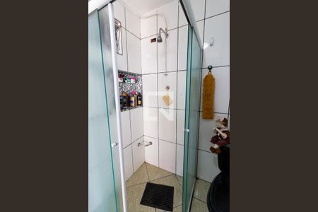 Casa à venda com 215m², 5 quartos e 2 vagas Casa à venda com 215m², 5 quartos e 2 vagasBanheiro