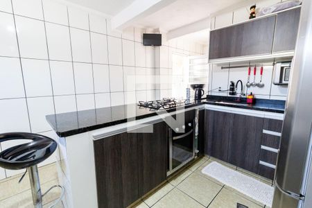 Casa à venda com 215m², 5 quartos e 2 vagas Casa à venda com 215m², 5 quartos e 2 vagasCozinha