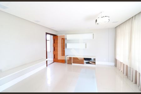 Sala de apartamento à venda com 4 quartos, 220m² em Jardim Guanabara, Rio de Janeiro
