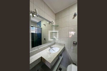 Banheiro de casa à venda com 3 quartos, 200m² em Parque Mandaqui, São Paulo