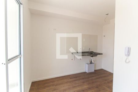 Quarto/Cozinha de kitnet/studio para alugar com 1 quarto, 14m² em Cidade Antônio Estêvão de Carvalho, São Paulo