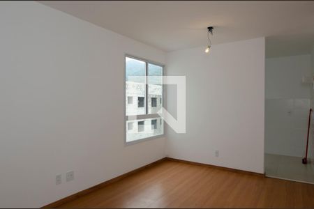 Sala de apartamento para alugar com 2 quartos, 60m² em Vargem Grande, Rio de Janeiro