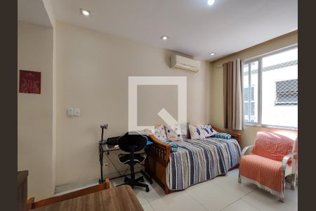 Sala de apartamento para alugar com 1 quarto, 30m² em Praça da Bandeira, Rio de Janeiro