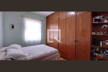 Quarto 2 de casa à venda com 3 quartos, 172m² em Vila Bastos, Santo André