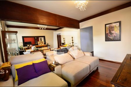 Sala de estar  de apartamento à venda com 6 quartos, 540m² em Cruzeiro, Belo Horizonte