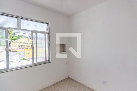 Quarto 1 de casa para alugar com 2 quartos, 80m² em Bento Ribeiro, Rio de Janeiro