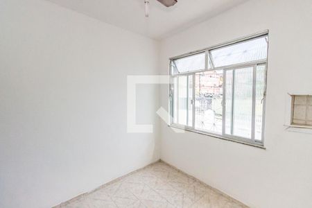 Quarto 1 de casa para alugar com 2 quartos, 80m² em Bento Ribeiro, Rio de Janeiro