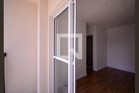 Sala - Varanda  de apartamento para alugar com 2 quartos, 41m² em Jardim Santa Emília, São Paulo