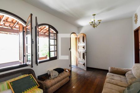 Sala de casa à venda com 4 quartos, 265m² em Jardim America, Belo Horizonte