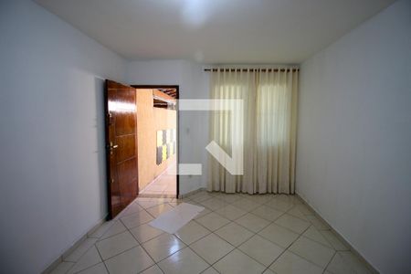 Sala de casa à venda com 2 quartos, 84m² em Cidade Antônio Estevão de Carvalho, São Paulo