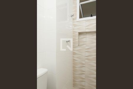 Apartamento à venda com 43m², 2 quartos e sem vaga Apartamento à venda com 43m², 2 quartos e sem vagaBanheiro