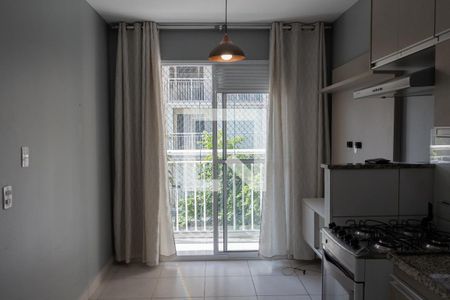 Sala de apartamento para alugar com 1 quarto, 32m² em Ferreira, São Paulo