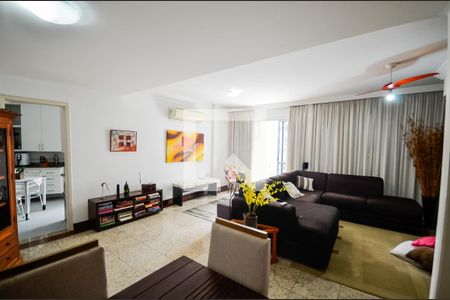 Sala de apartamento à venda com 3 quartos, 117m² em Tijuca, Rio de Janeiro