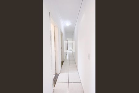 Corredor de apartamento para alugar com 2 quartos, 71m² em Vila Pires, Santo André