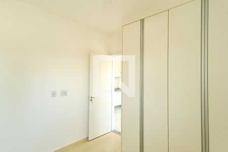 Quarto 1 de apartamento para alugar com 2 quartos, 37m² em Vila Carrao, São Paulo