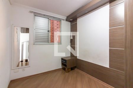 Quarto 1 de apartamento para alugar com 2 quartos, 57m² em Jardim Roberto, Osasco