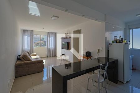 Apartamento à venda com 70m², 2 quartos e 2 vagasSala