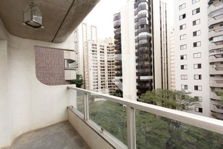 Varanda de apartamento à venda com 3 quartos, 192m² em Vila Uberabinha, São Paulo