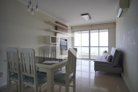 Apartamento para alugar com 120m², 2 quartos e 2 vagasSala 